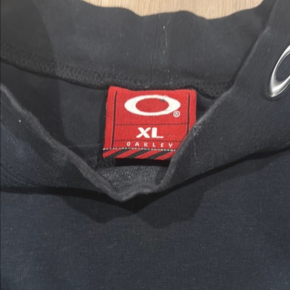 Black Sweatshirt with Crew Neck and Full-Length Sleeves - Picture 2 of 8